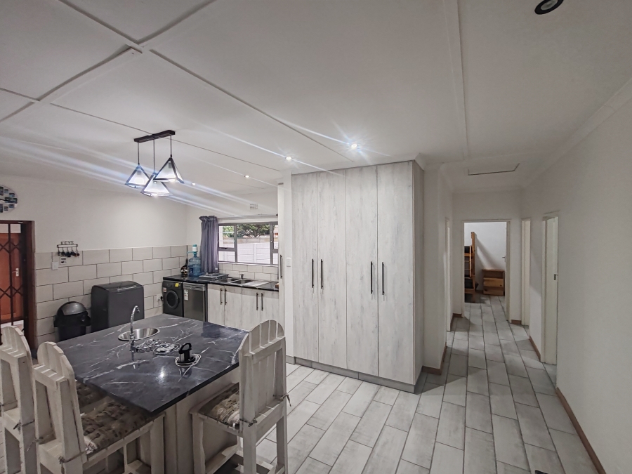 3 Bedroom Property for Sale in Windsor Park Eastern Cape